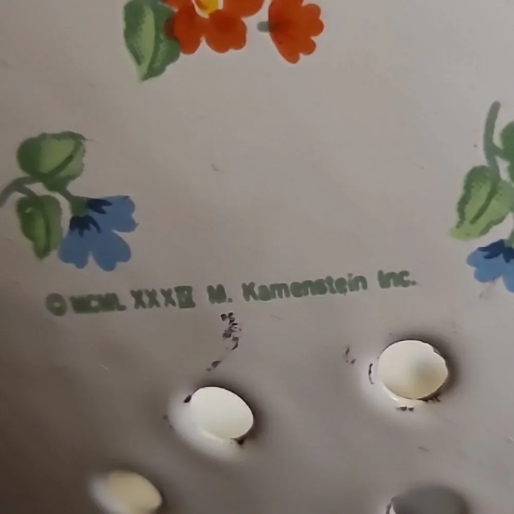 Kamenstein charming enamel